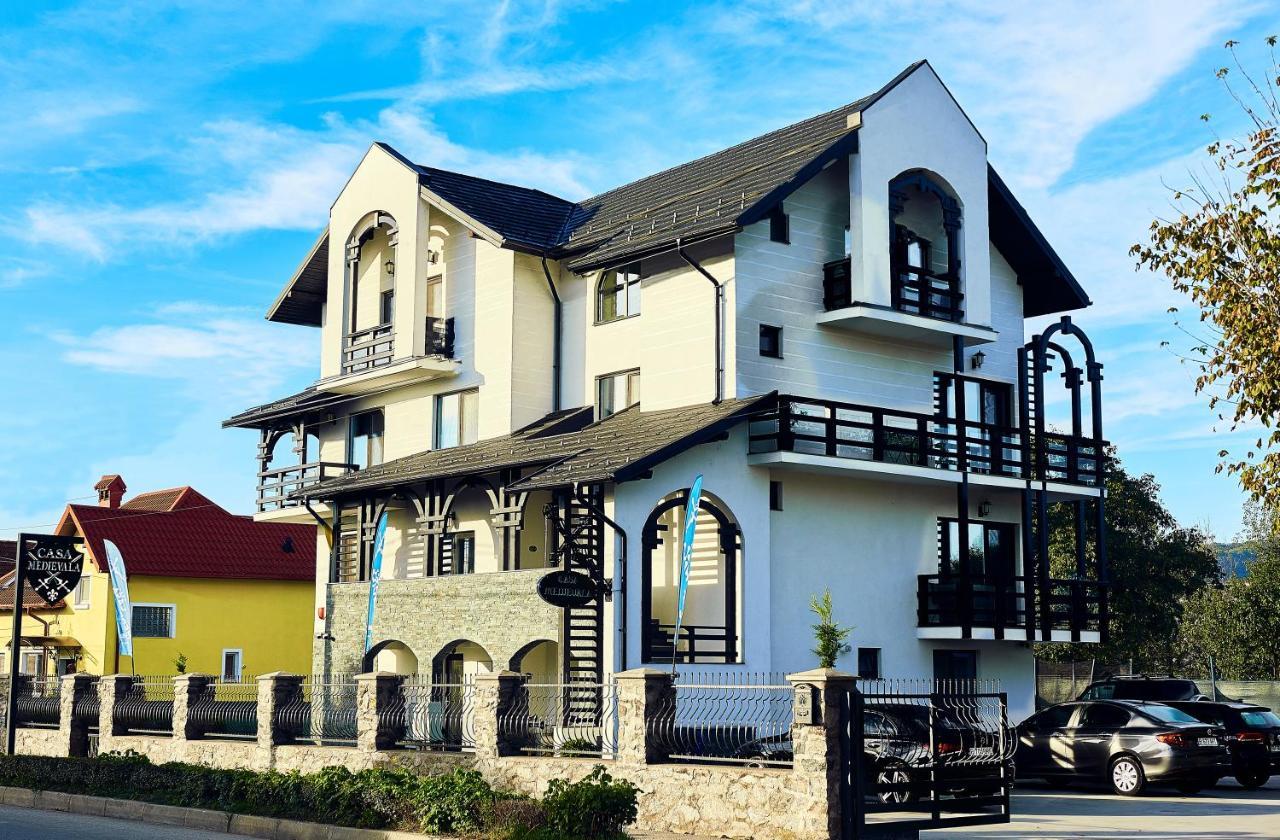 Boutique Hotel Casa Medievala Curtea de Argeş Buitenkant foto
