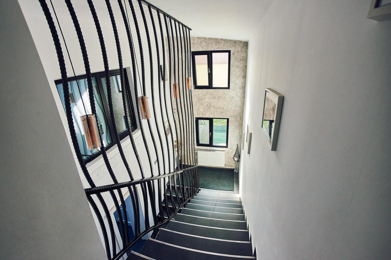 Boutique Hotel Casa Medievala Curtea de Argeş Buitenkant foto