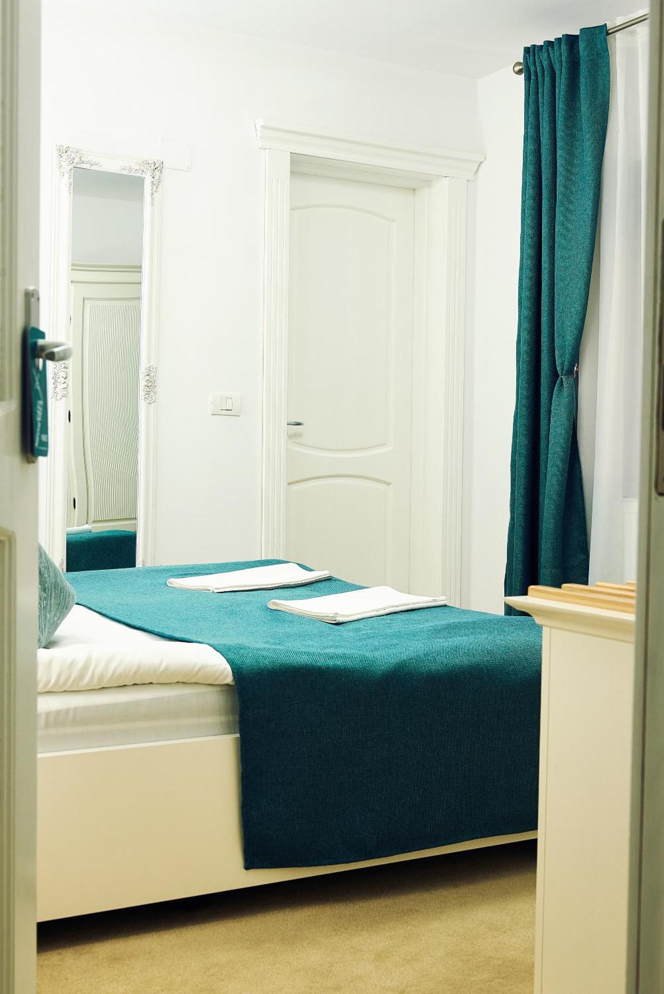 Boutique Hotel Casa Medievala Curtea de Argeş Buitenkant foto