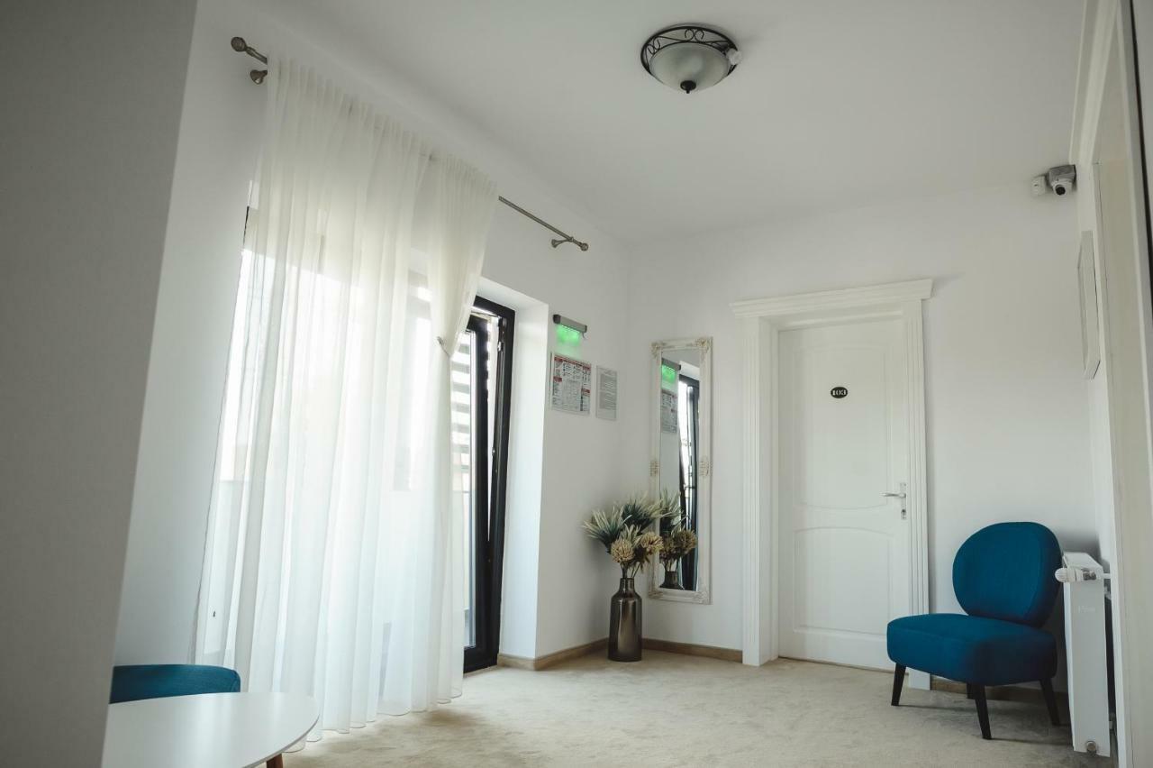 Boutique Hotel Casa Medievala Curtea de Argeş Buitenkant foto